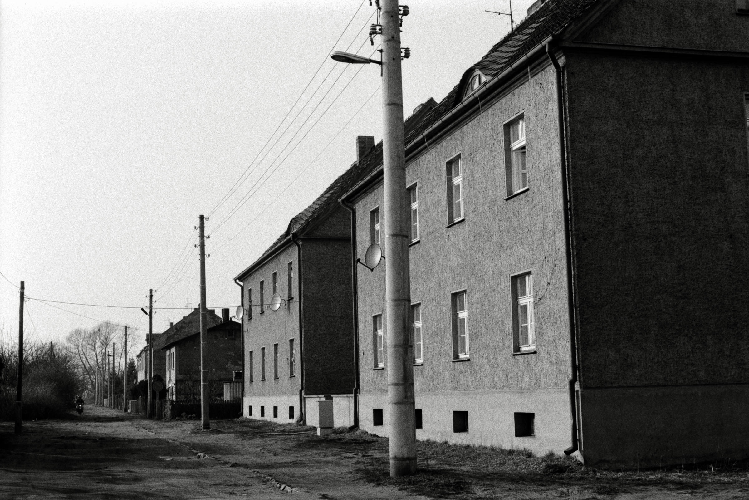 AHP F1993 03 003 sc240902 img20 NLP